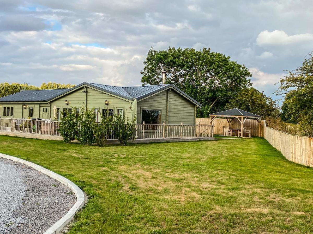 Beautiful 3-Bed Luxury Private Lodge In York Exteriör bild