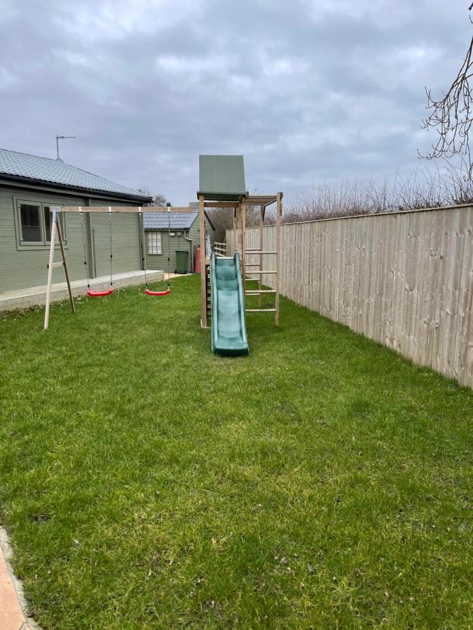 Beautiful 3-Bed Luxury Private Lodge In York Exteriör bild